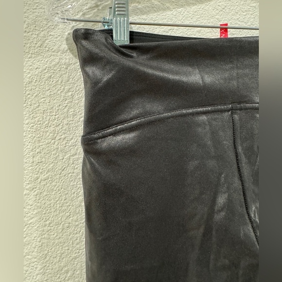 Spanx Faux Leather Black Leggings Size Medium - Picture 8 of 16
